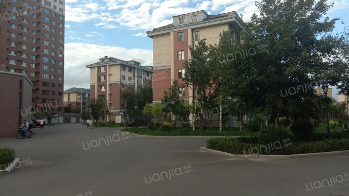 平安御园外景图