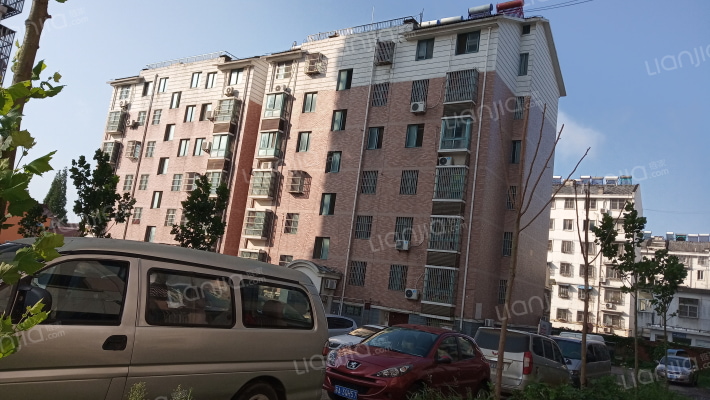 康桥公寓外景图