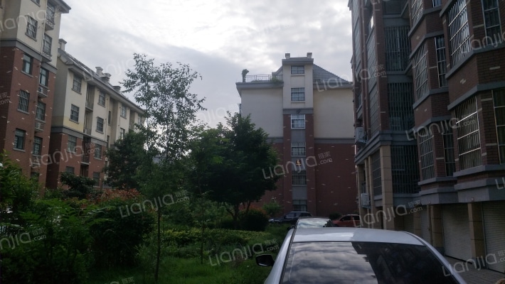 锦绣天成外景图