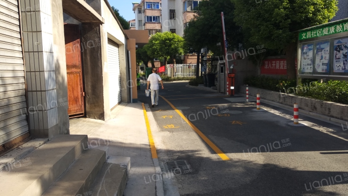 教工新村外景图