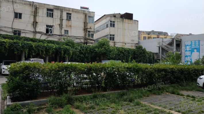 览山丽景外景图