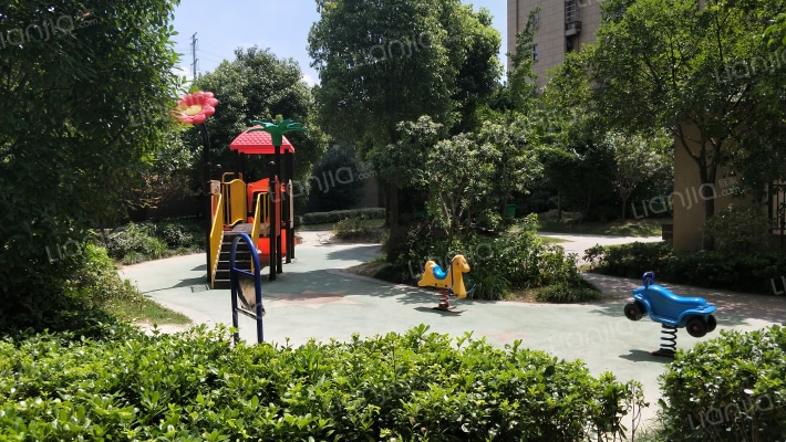 绿地21新城外景图