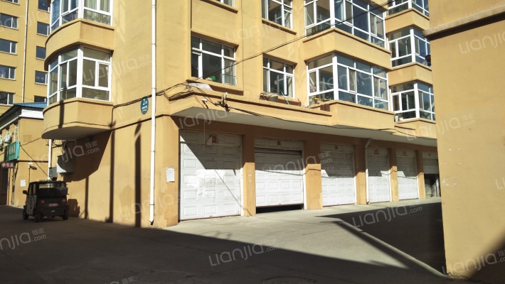 润园小区外景图