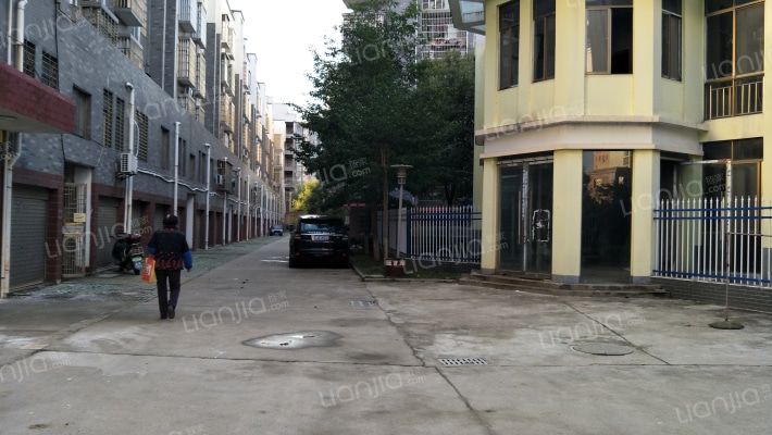 华景大公馆外景图