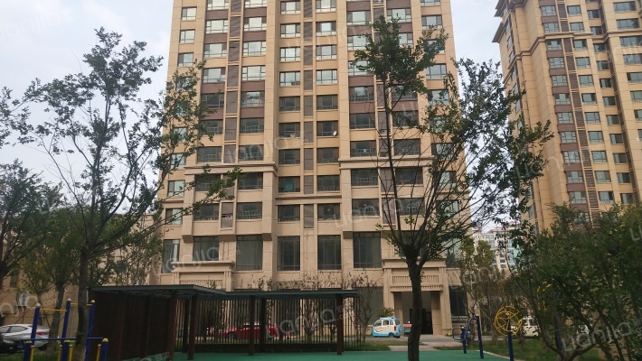 罗府新城外景图