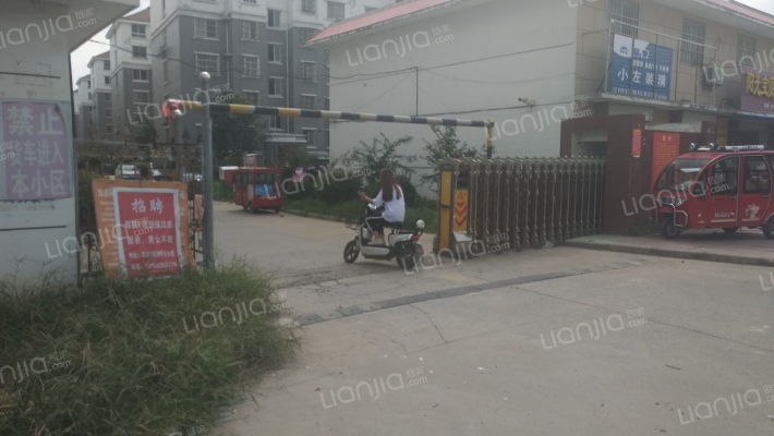 军民安置E组团小区外景图