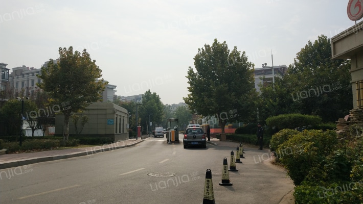 水岸东方外景图