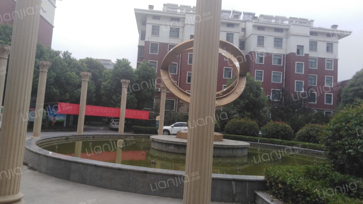 莱茵名郡外景图