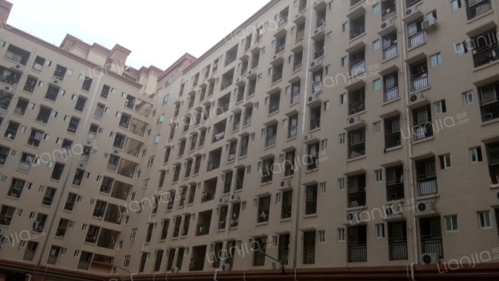 古镇冈南住宅楼外景图