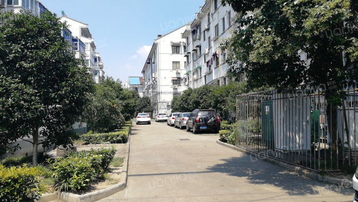 梅园北弄小区外景图