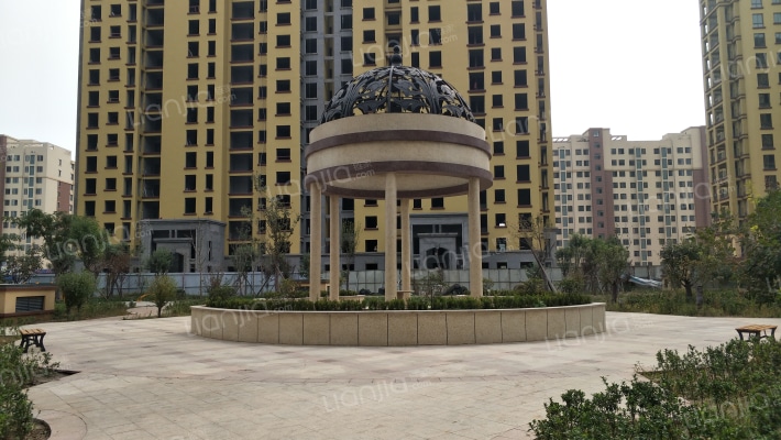 华龙西苑外景图