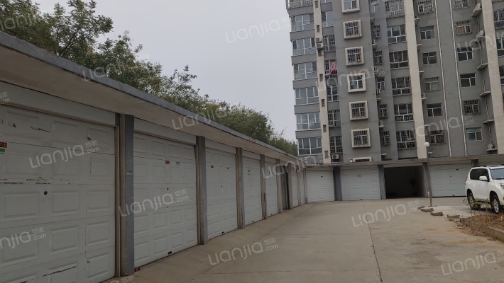 交警公寓外景图