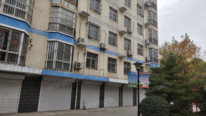 现代城西区外景图