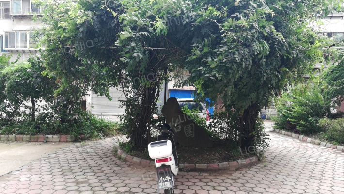 四方小区外景图