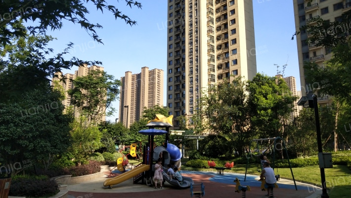 恒大绿洲三期外景图