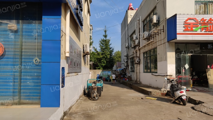 东华公寓外景图