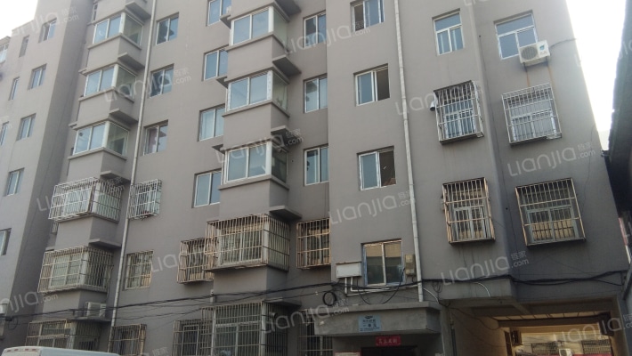 温馨家园外景图