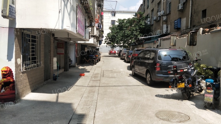 游方弄小区外景图