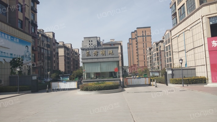 东方明珠外景图