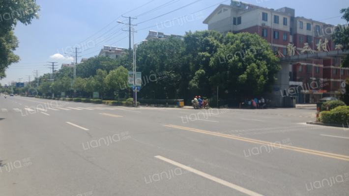 云新三村西区外景图