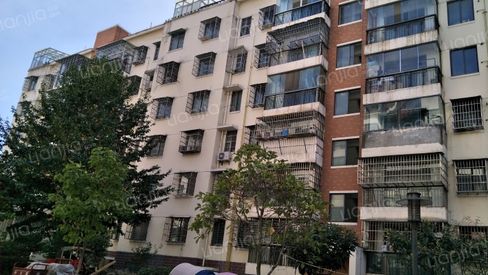 益龙湖畔人家外景图