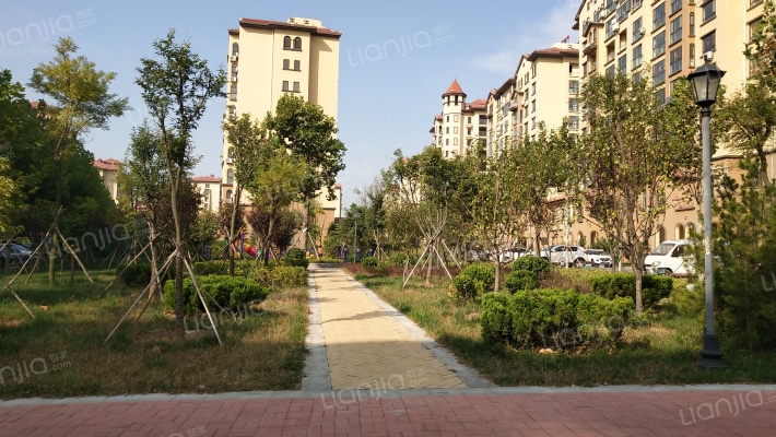 益达湖尚一品外景图