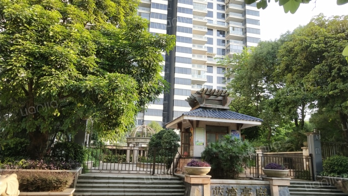 蓝湾豪庭外景图