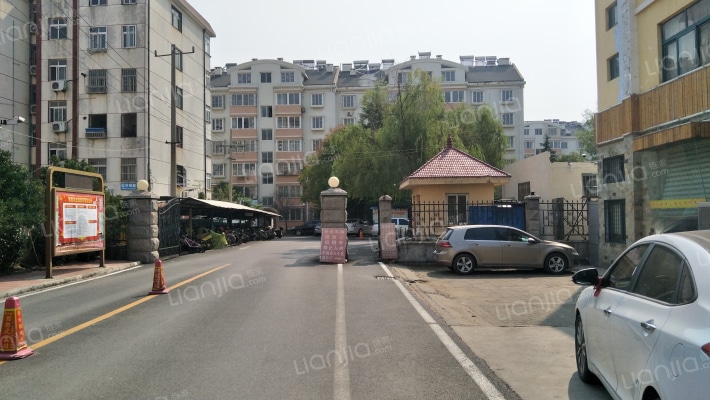 阳光丽景小区外景图