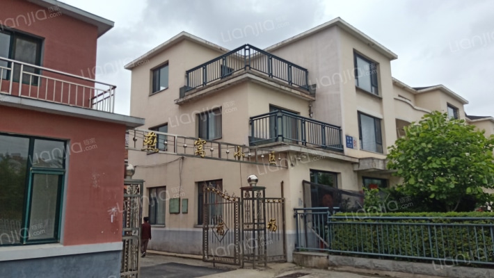 燕窝小区外景图