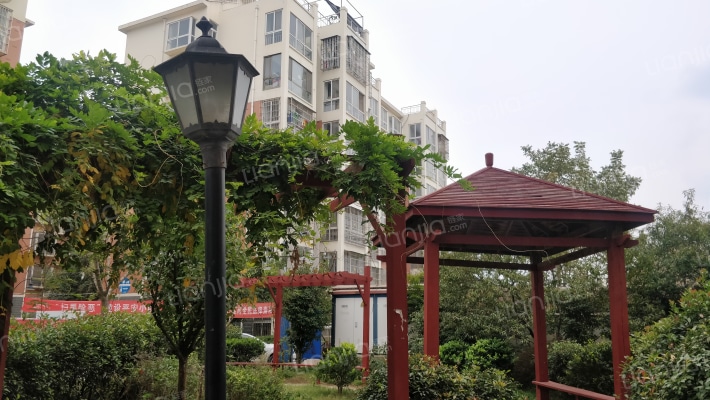 碧水蓝城外景图