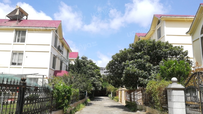 华武花园外景图