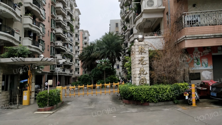 聚龙花园外景图