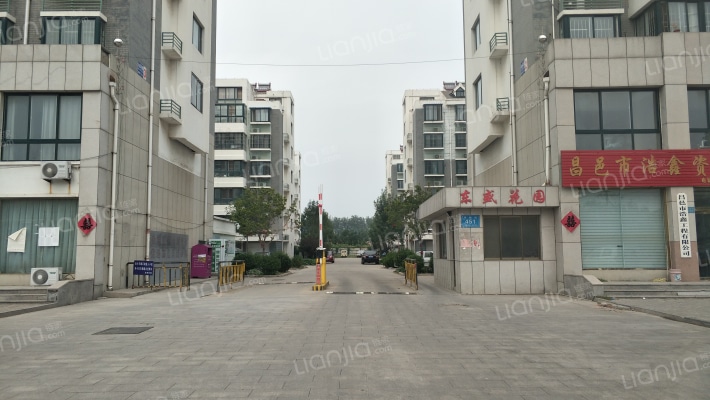 东盛花园外景图