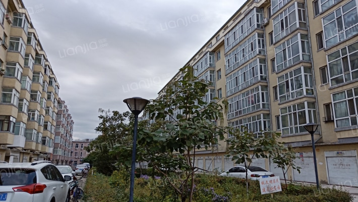 名人家园外景图