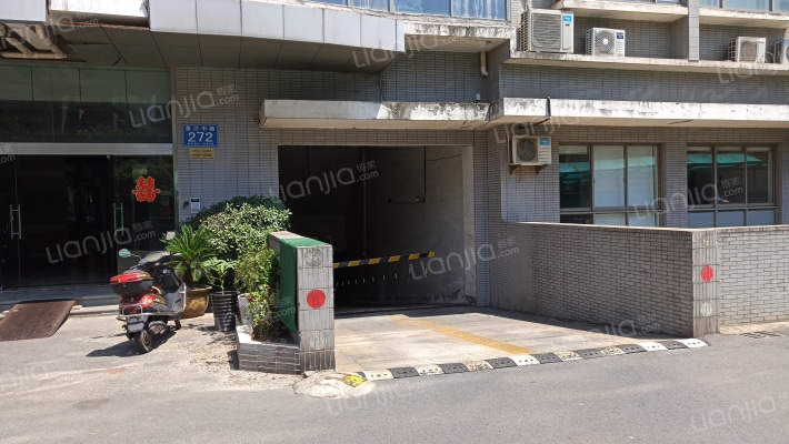 天福世纪广场外景图