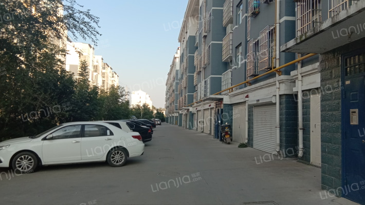 东阳城小区外景图