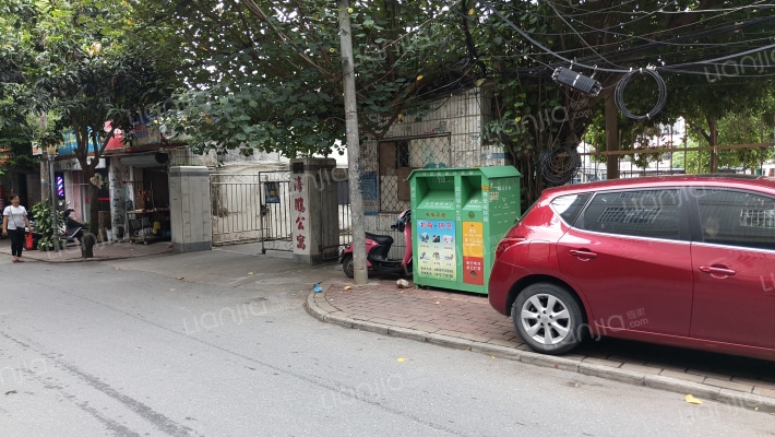 海鹏公寓外景图