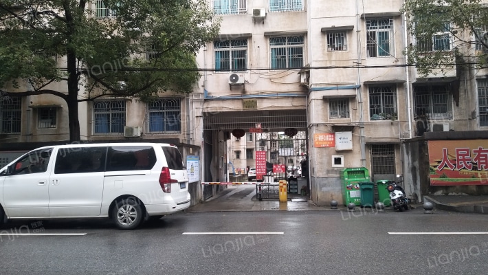 平江县奥星生活小区外景图