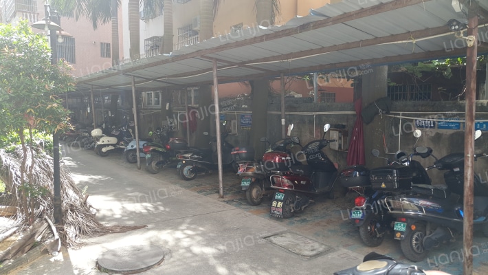 秀业小区外景图