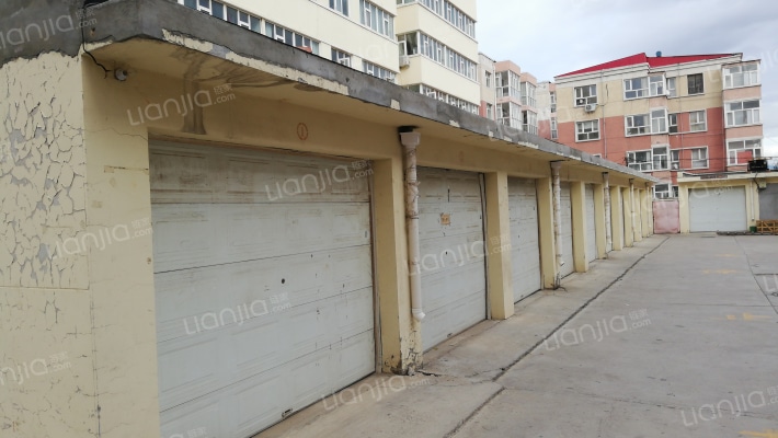 世纪商城南区住宅外景图