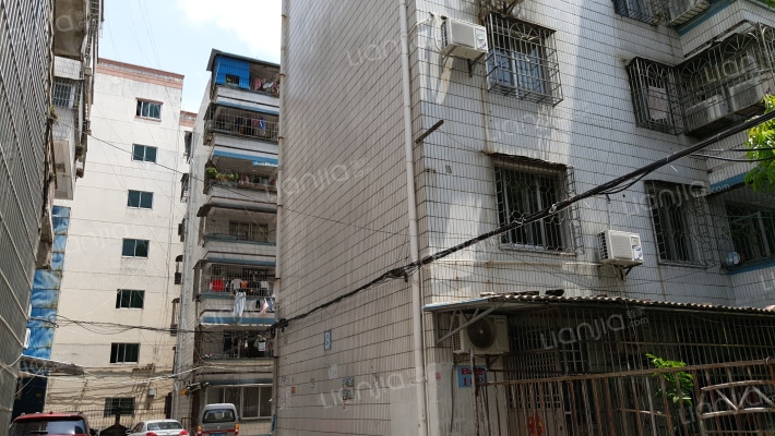 百大花园外景图