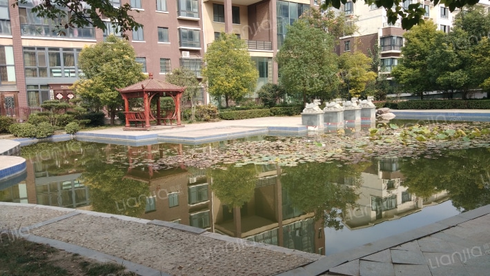 世纪第一城南区外景图