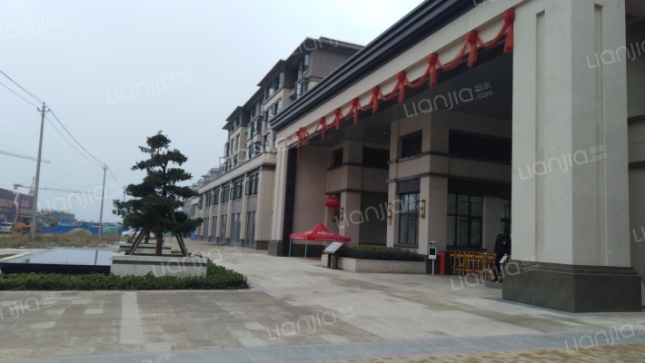 置地大舆城外景图