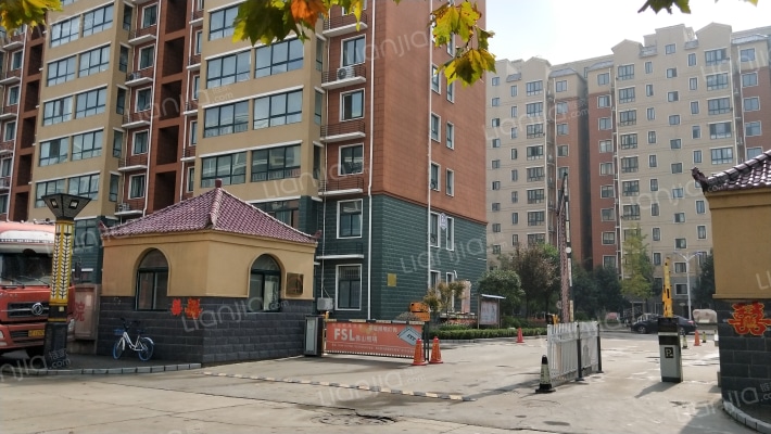 龙湖新城1号院外景图