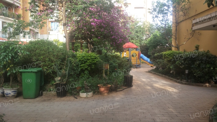 赢城洋楼外景图