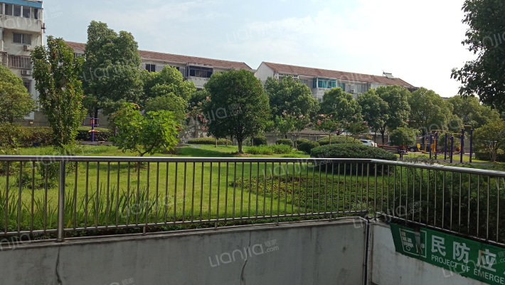 益健名苑外景图