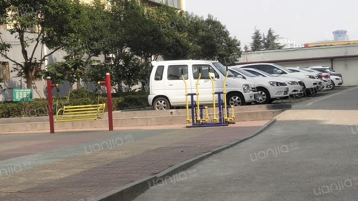 朝阳小区外景图