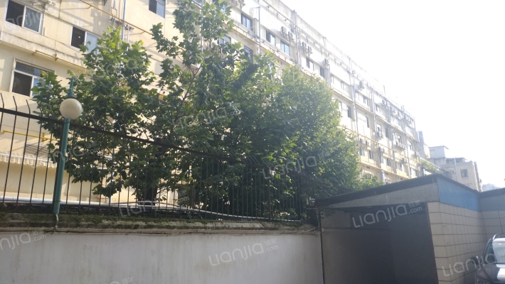 东方花园电信小区外景图