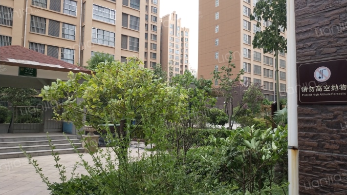 绿洲凤凰城外景图