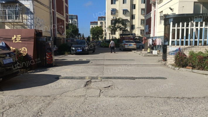 万恒亲亲家园外景图